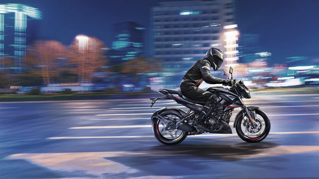 BAJAJ PULSAR N 250