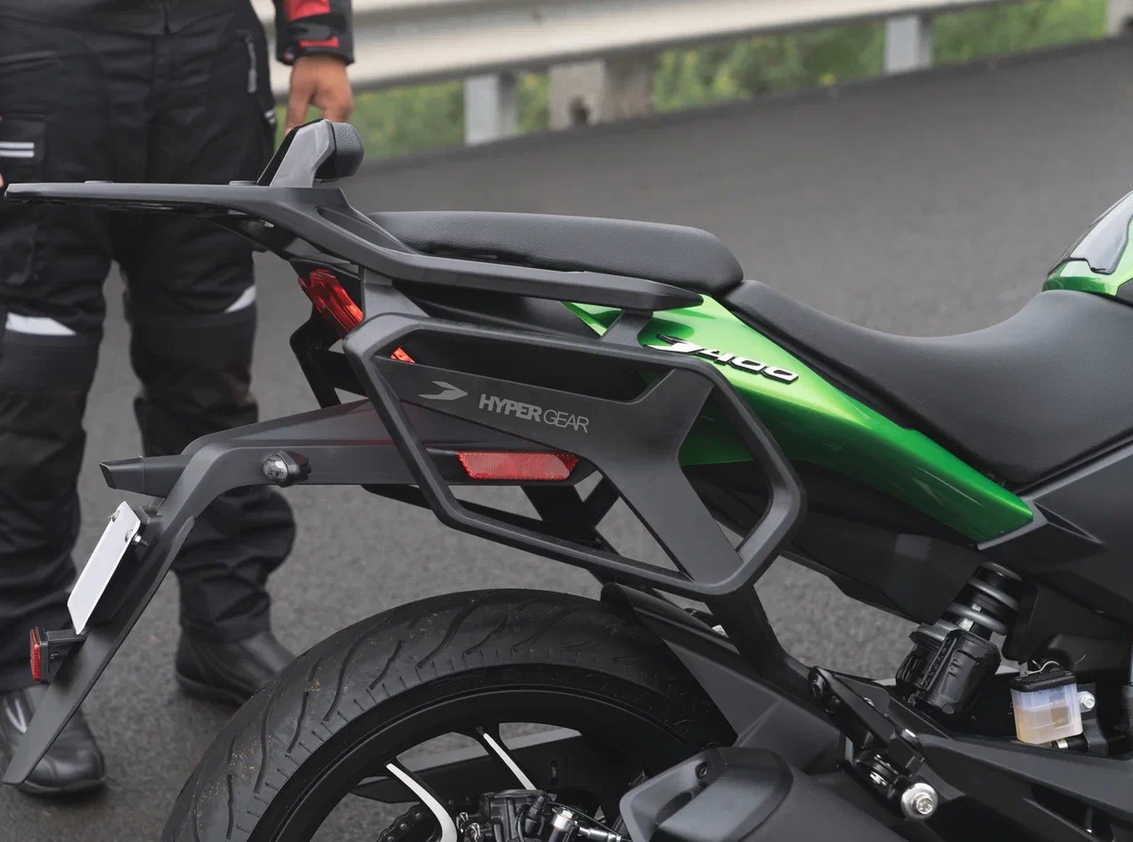 BAJAJ DOMINAR D 400 UG Touring